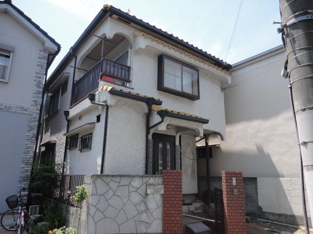 Local appearance photo. Property appearance (from the northeast side)