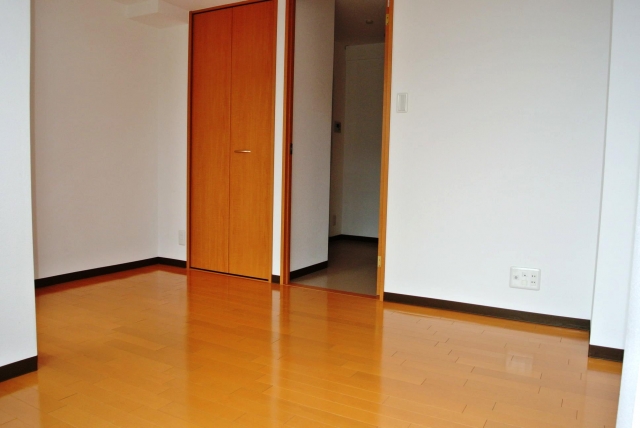 Living and room. A feeling of opening is living.