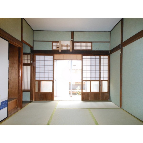 Living and room