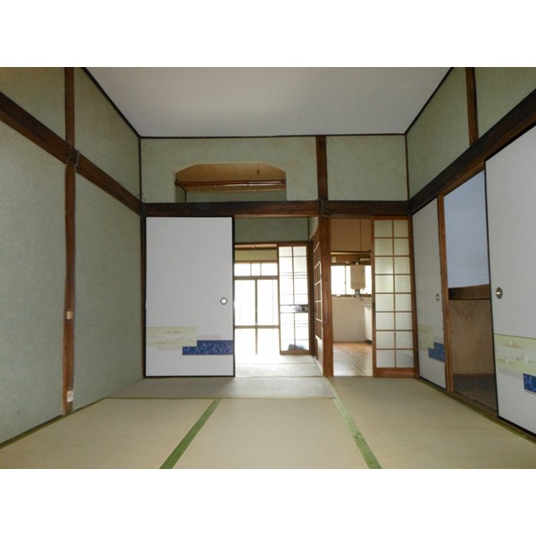 Living and room