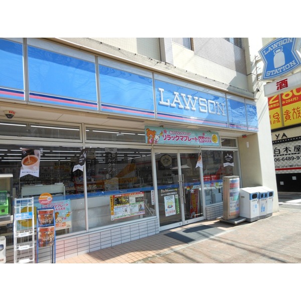 Convenience store. FamilyMart Hanshin Kuise Station store up to (convenience store) 4m