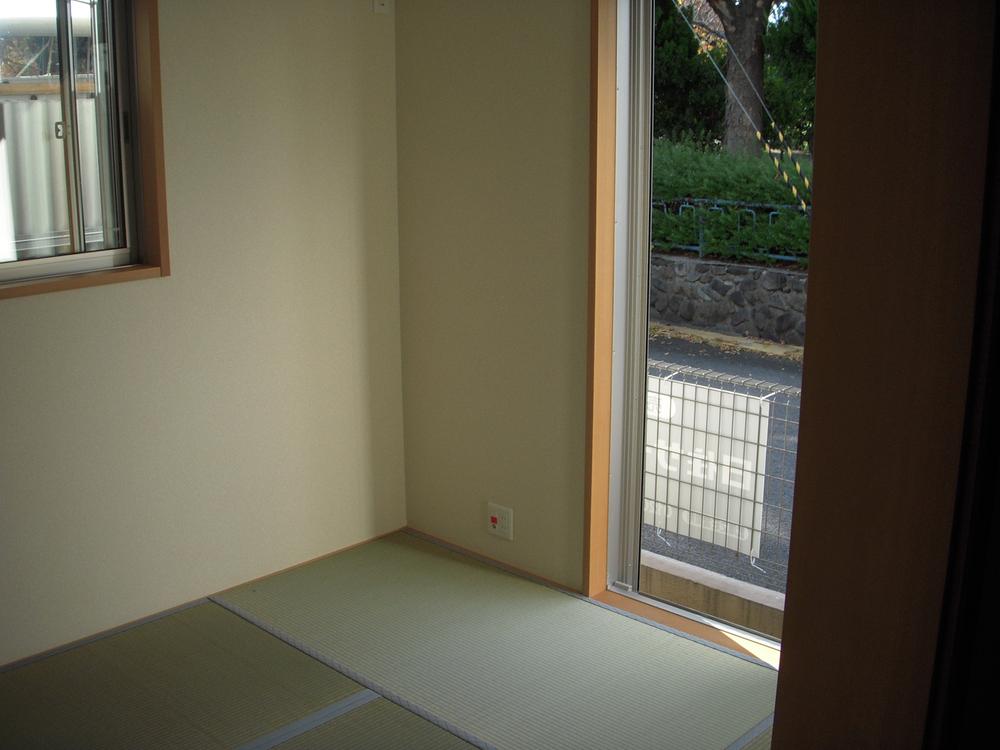 Non-living room. Local (11 May 2013) Shooting