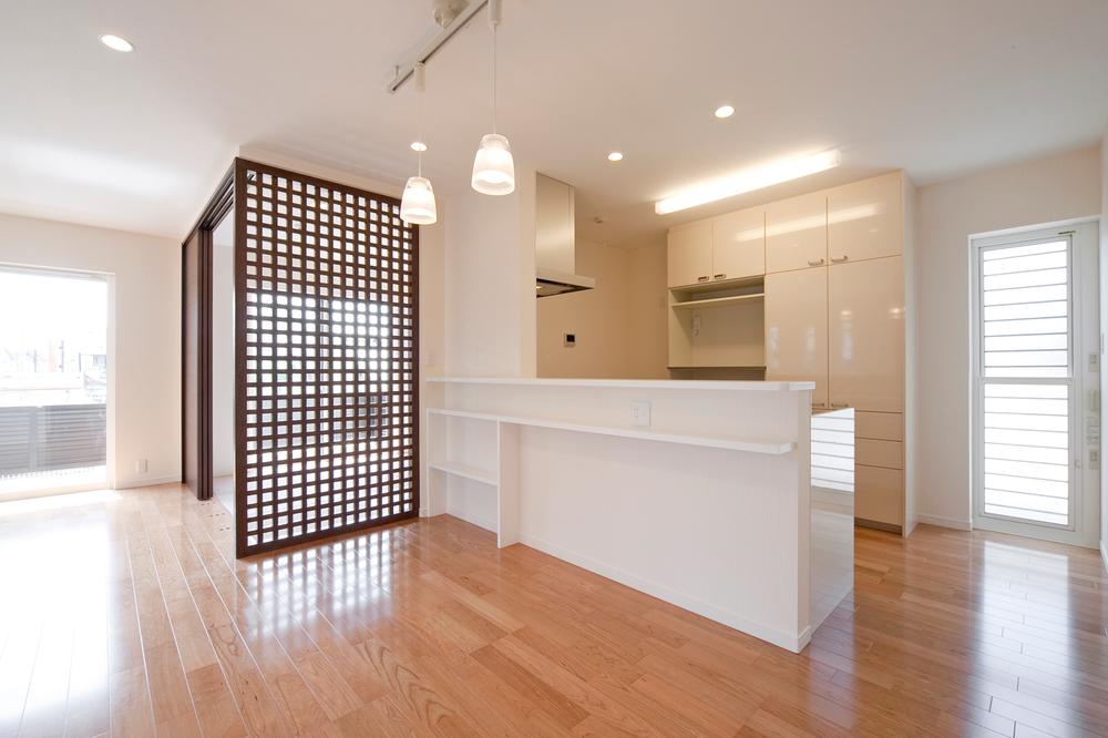 Building plan example (introspection photo). Building plan example (A.B.C.D No. land) Building price 14.7 million yen, Building area 100 sq m