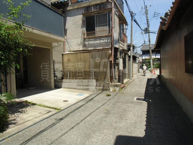 Local photos, including front road