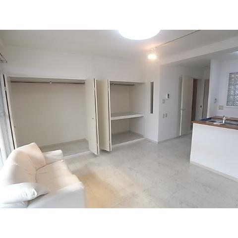 Living and room