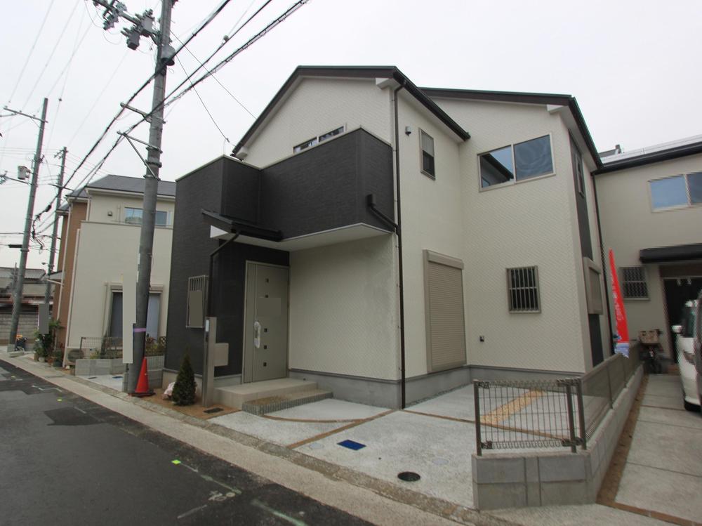 Local appearance photo.  ◆ local