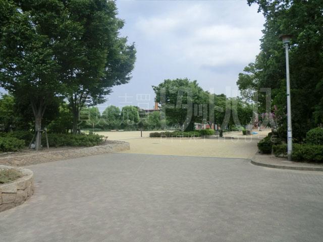 park. 1126m to Yomogawa park