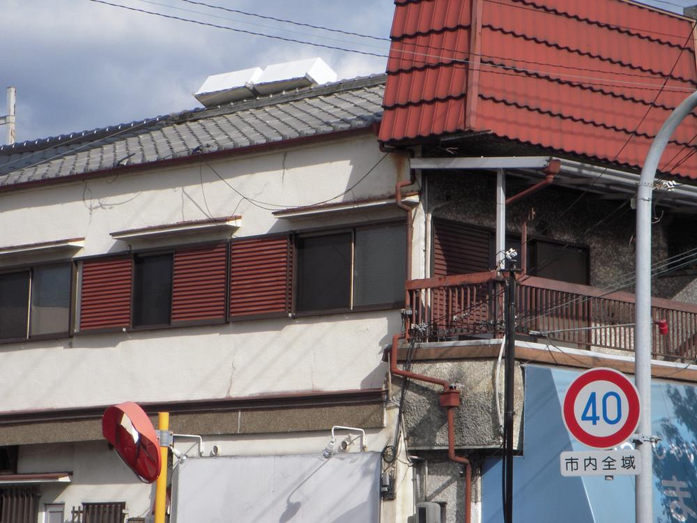 Local appearance photo. Indoor (11 May 2013) Shooting