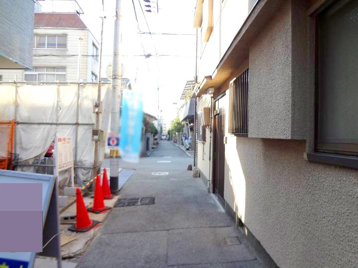 Local photos, including front road. Also it comes with bathroom heating dryer.