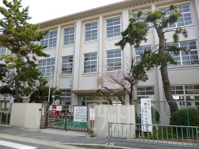 Primary school. 795m until the Amagasaki Municipal Nagasu Elementary School