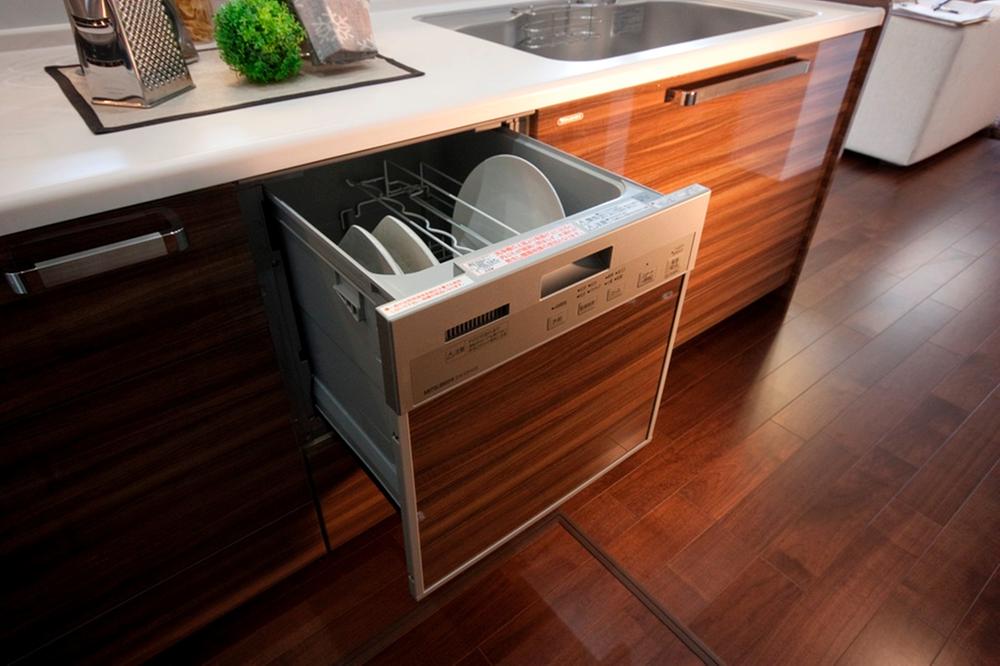 Other Equipment. Standard equipped with a built-in dishwasher silent type. 