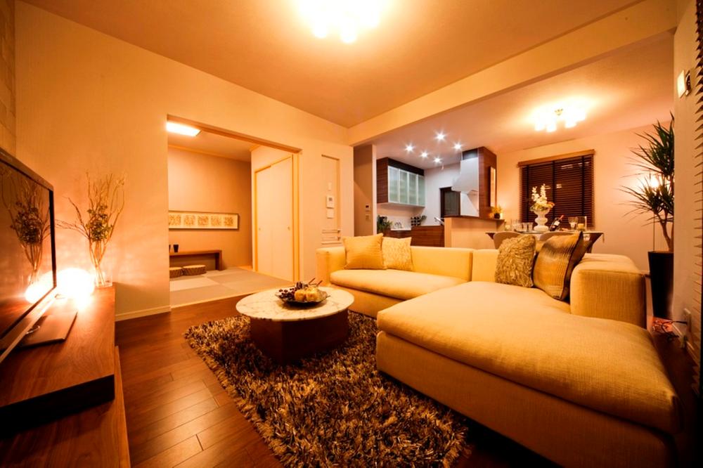 Living. In the model house (August 2013) Shooting