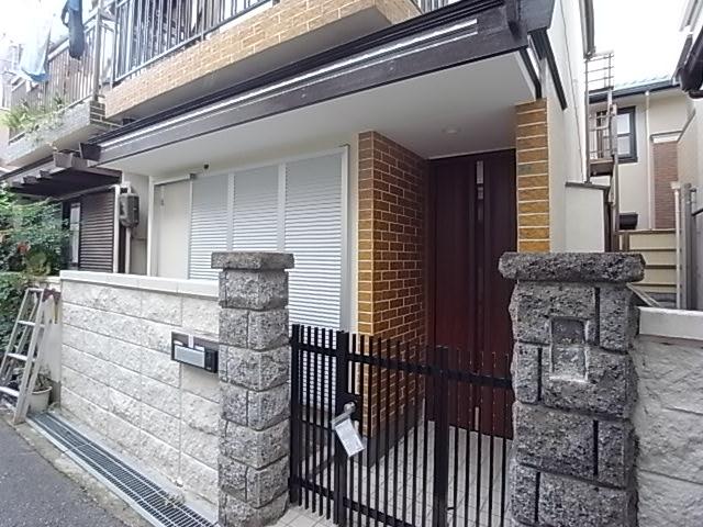 Local appearance photo