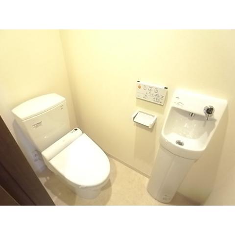 Toilet