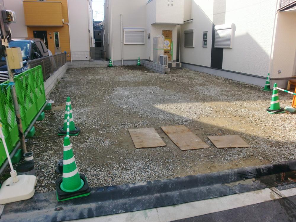 Local appearance photo. Local (12 May 2013) Shooting