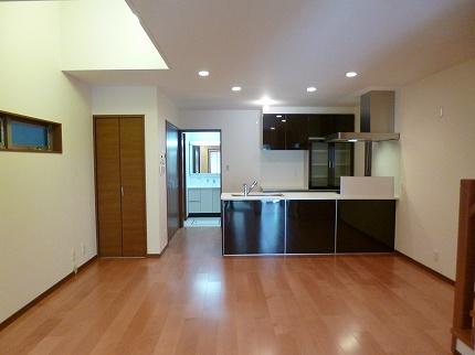 Living. A blow-LDK will release full sense, Popular living stairs (Same specifications)