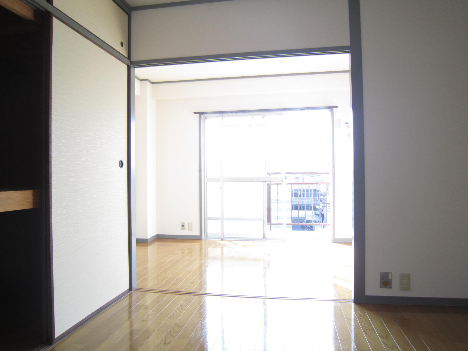Living and room