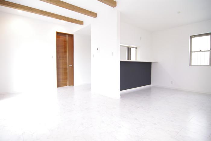 Same specifications photos (Other introspection). (Same specifications photo)