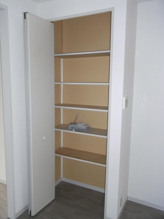 Receipt. Kitchen storage