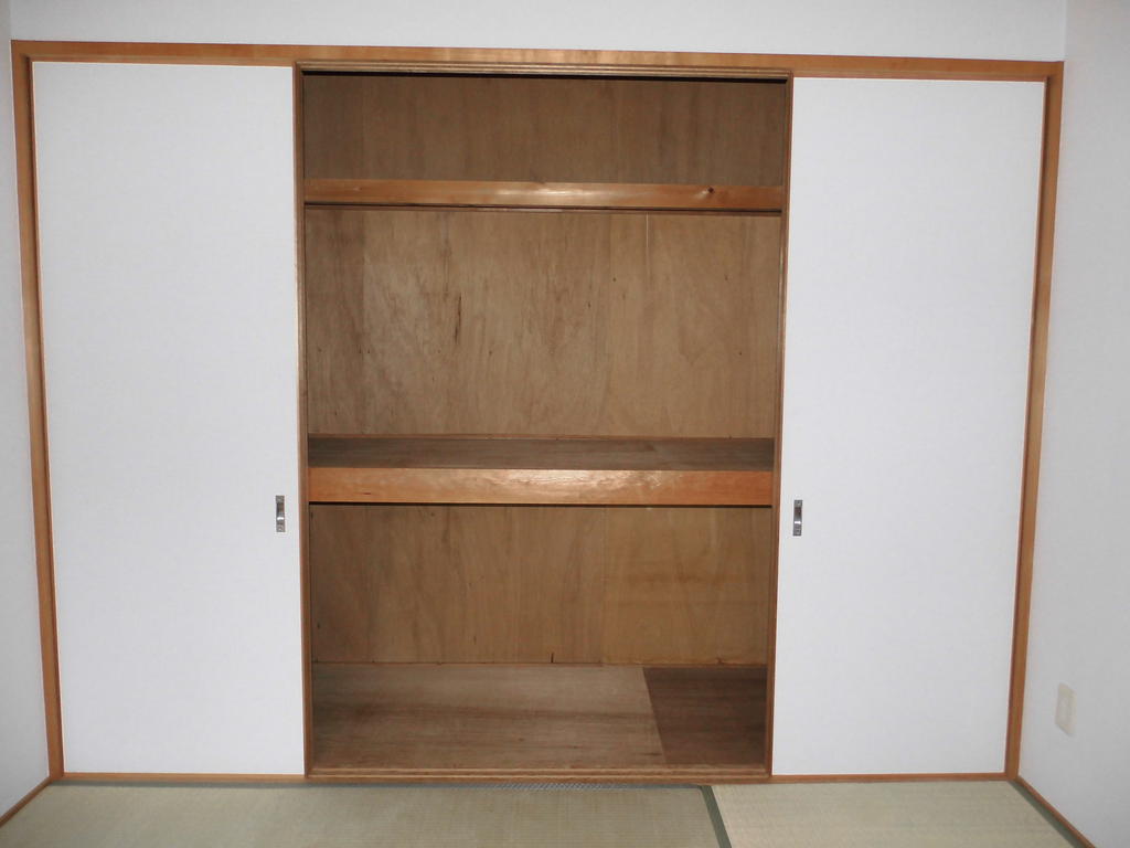 Receipt. Japanese-style room ・ Armoire