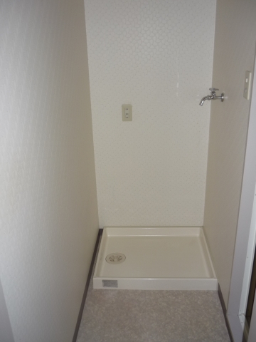 Other. Washing machine Storage