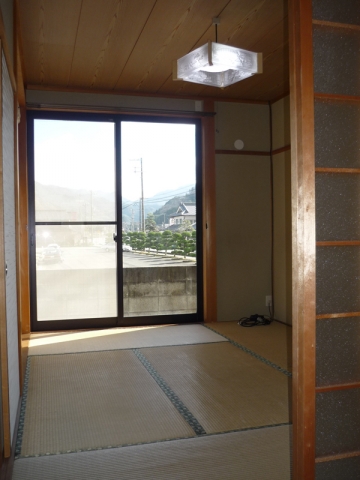 Living and room. 1st floor Japanese-style room