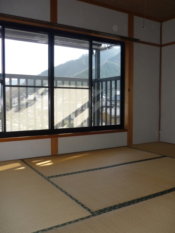 Living and room. Second floor Japanese-style room