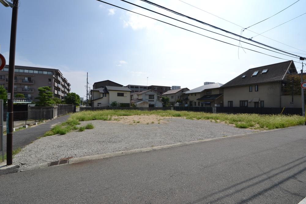 Local land photo. Local (10 May 2013) Shooting