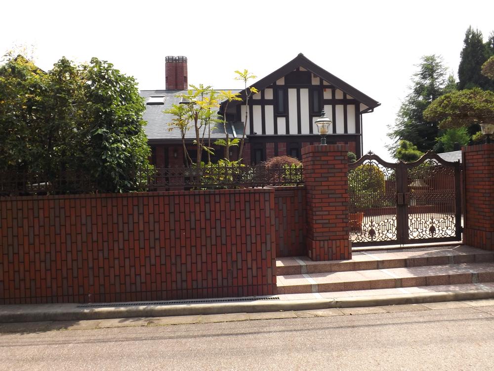 Local appearance photo