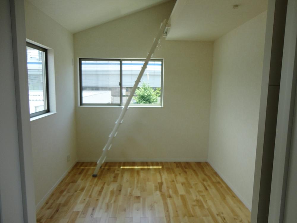 Non-living room. Indoor (April 2013) Shooting