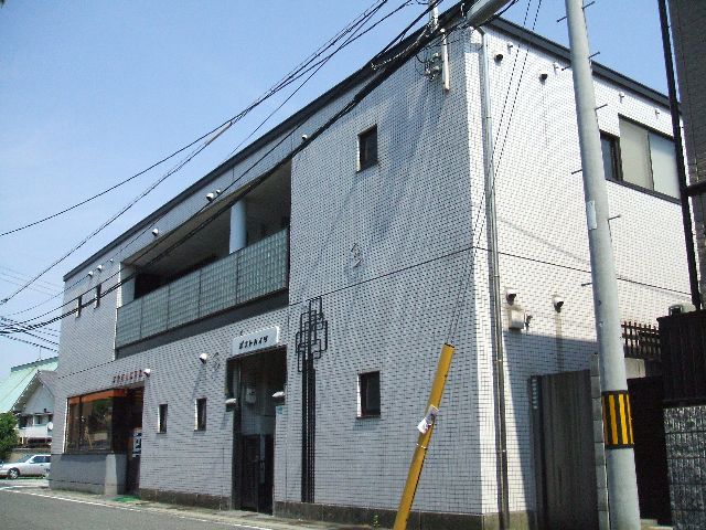 post office. Ashiya Nishiyama post office until the (post office) 680m