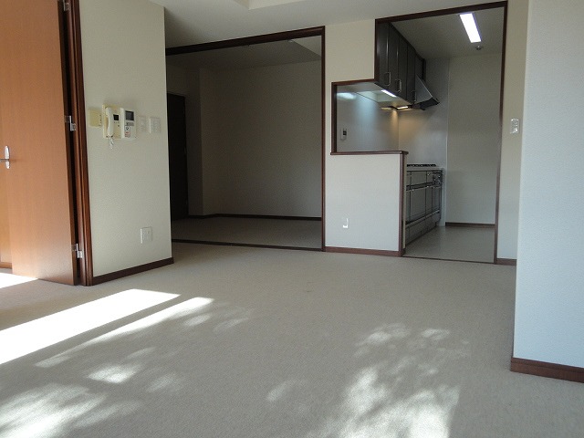 Living and room