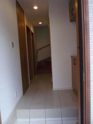 Entrance. Local (12 May 2013) Shooting