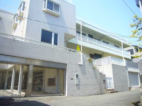 Local appearance photo. Appearance (shooting from the west)