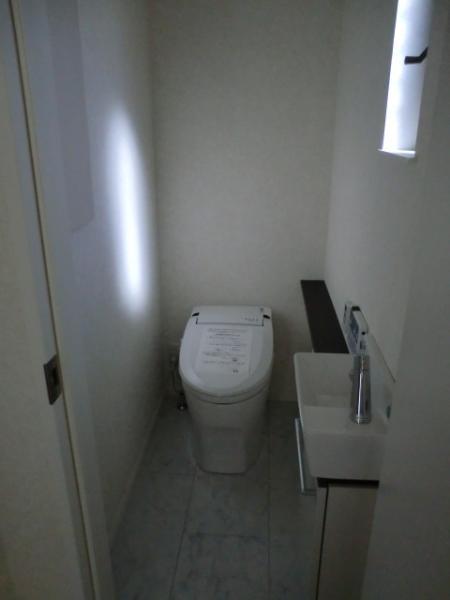 Toilet
