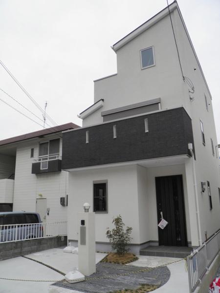 Local appearance photo. Local (April 2013) Shooting