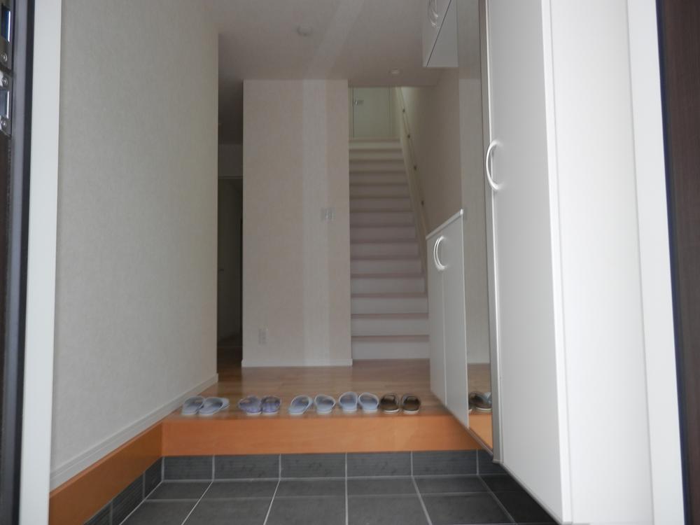 Entrance. Entrance (April 2013) Shooting