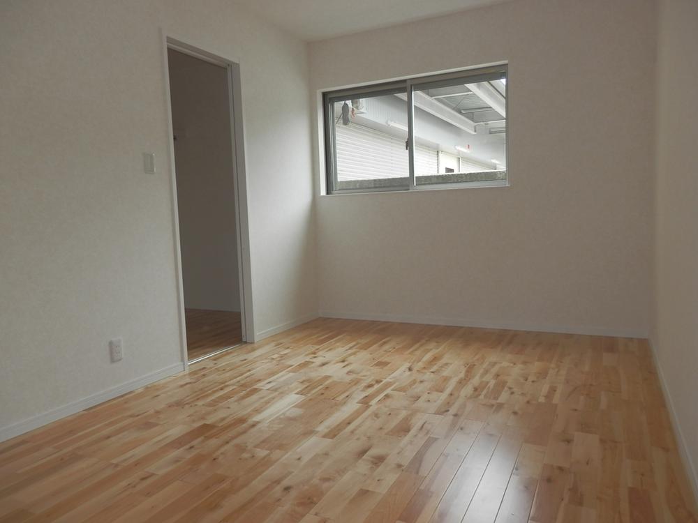 Non-living room. Indoor (April 2013) Shooting