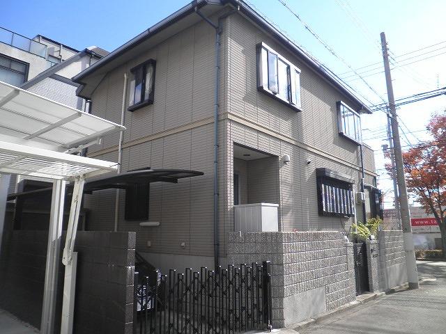 Local appearance photo. 1995 August construction