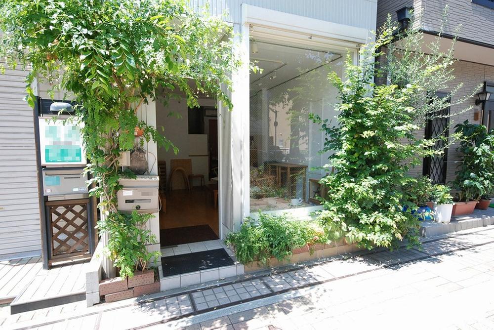 Entrance. Is the sidewalk in front of.