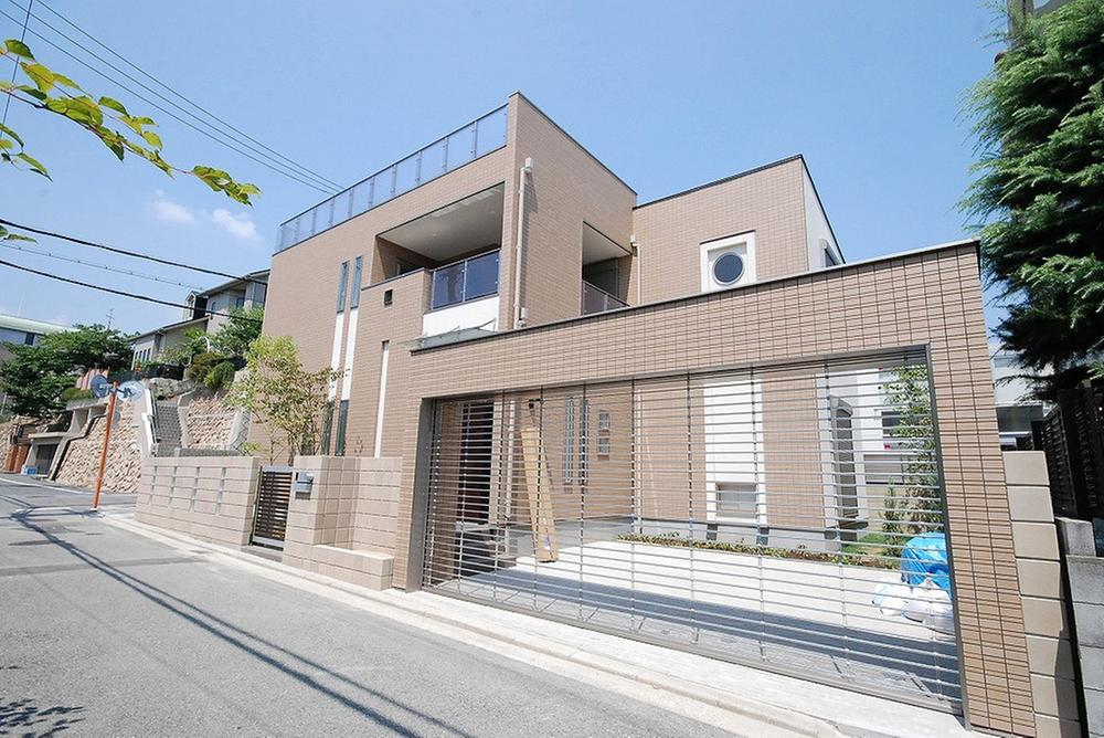 Same specifications photos (appearance). Appearance construction case