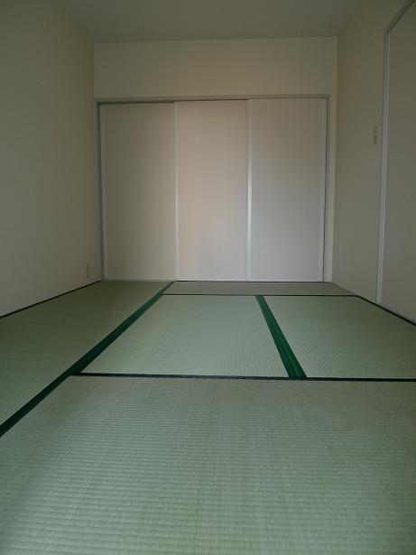 Other room space. A separate room is a reference photograph