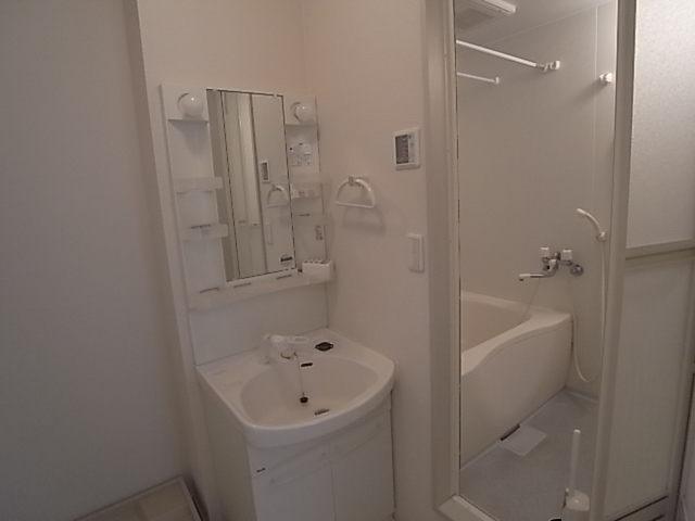 Washroom.  ※ It is a photograph of the 202 in Room