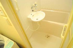 Bath. bus ・ Toilet is of course a different specification