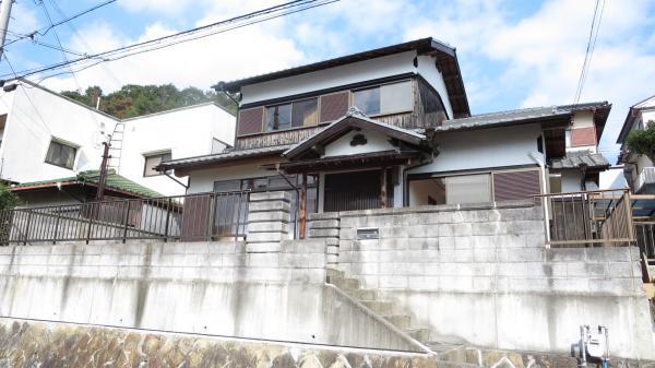 Local appearance photo. Quaint Japanese style appearance