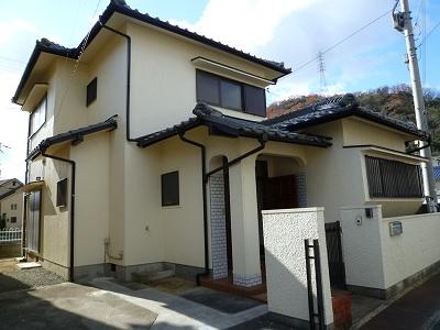 Local appearance photo. Good per sun