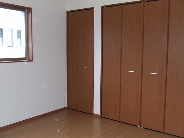 Same specifications photos (Other introspection)