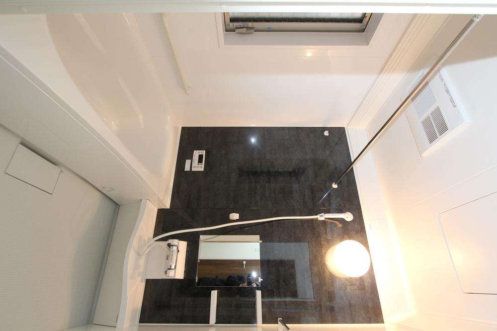 Bathroom. Indoor (12 May 2013) Shooting