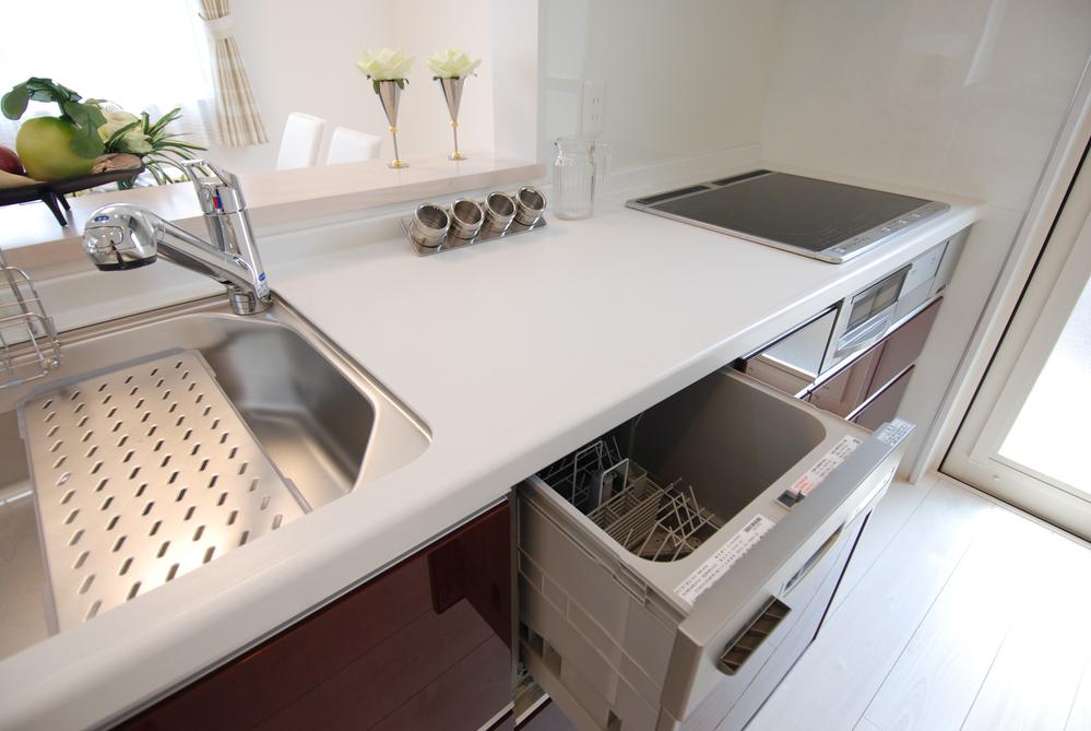 Other Equipment. Very convenient dish washing dryer is performed automatically annoying dishwashing to dryness from the cleaning. Because out is effortless slide opening ceremony, Not stoop is your able kind design in a natural posture.