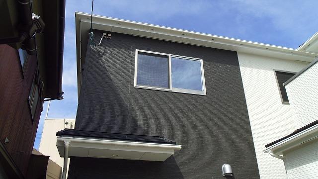 Local appearance photo. Building 2